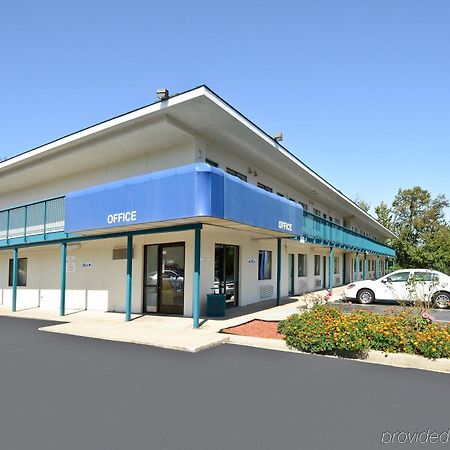 Americas Best Value Inn Battle Creek Esterno foto