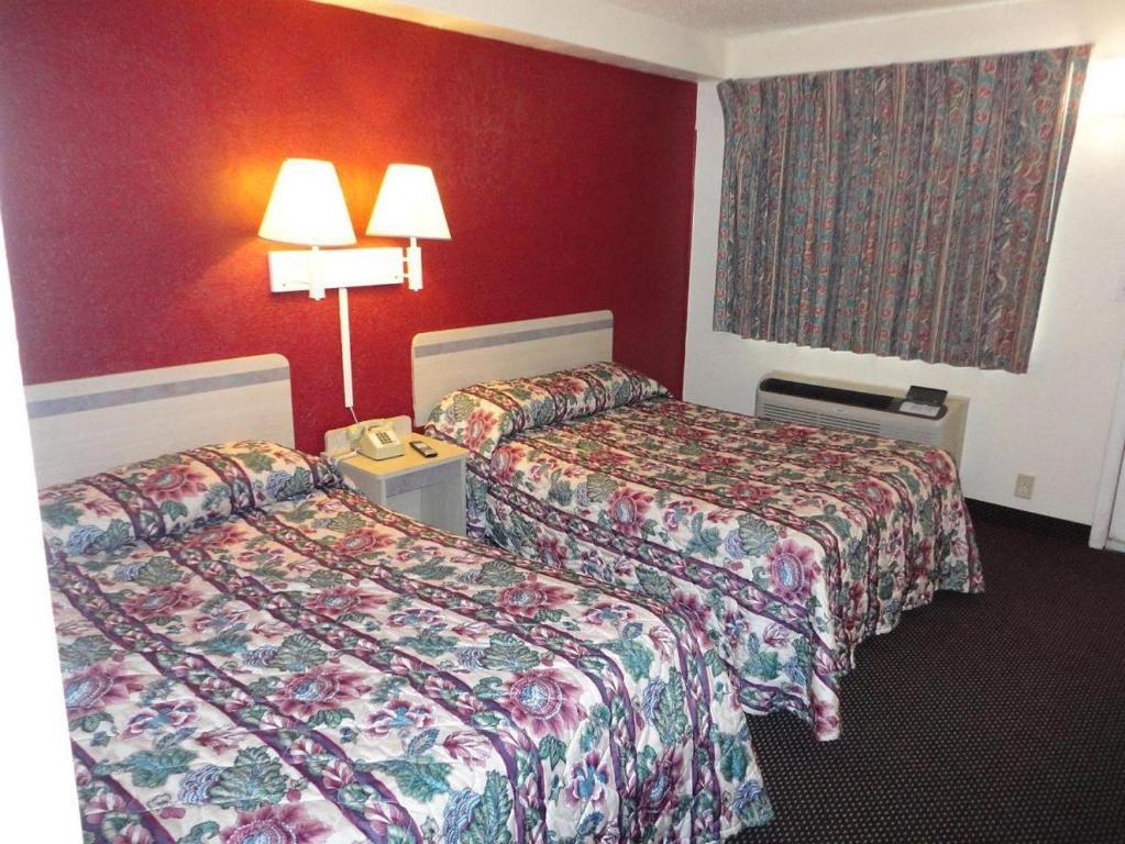 Americas Best Value Inn Battle Creek Camera foto